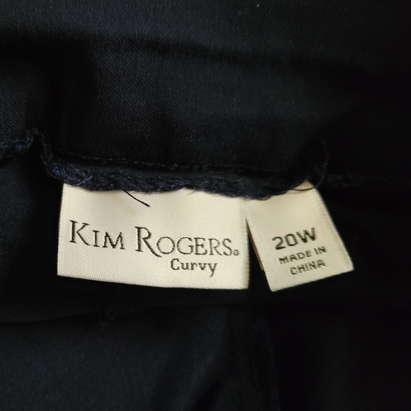 Navy skort - Picture 2 of 3